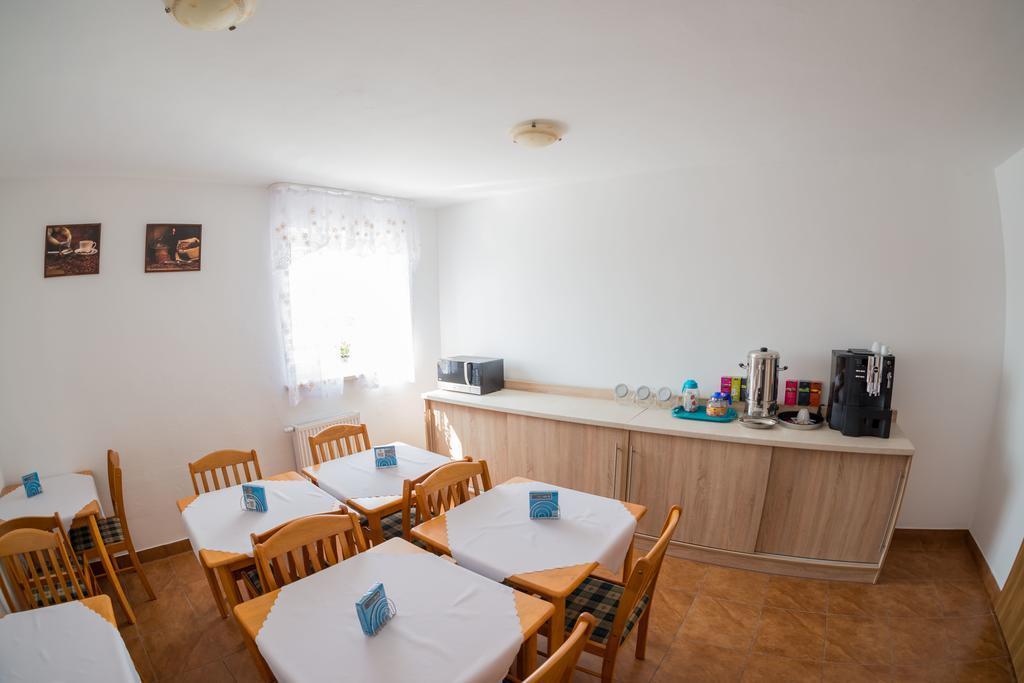 Patra Bed & Breakfast Varşova Dış mekan fotoğraf
