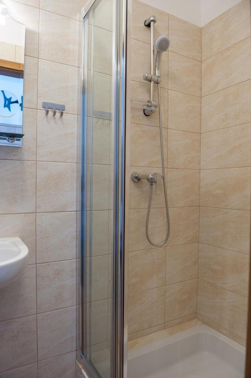Patra Bed & Breakfast Varşova Dış mekan fotoğraf