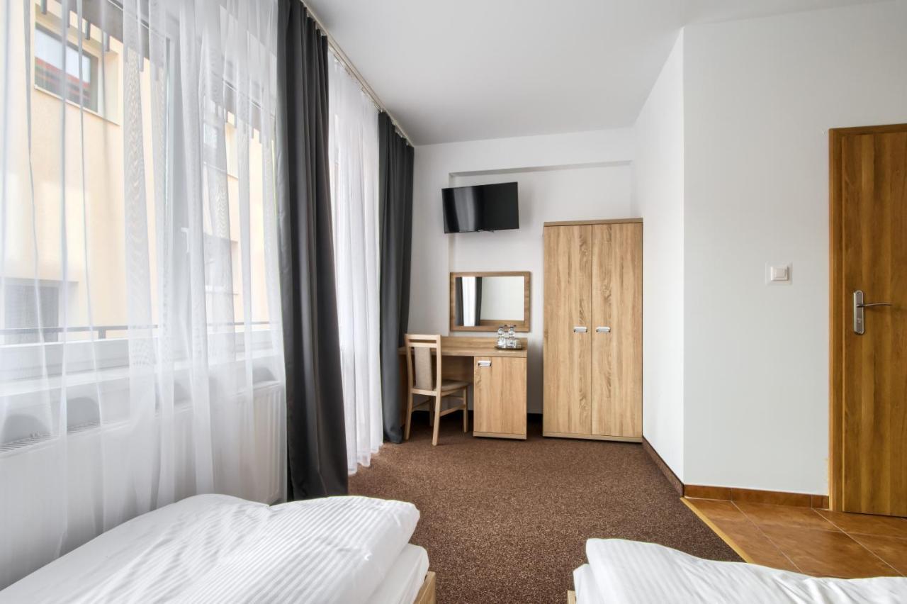 Patra Bed & Breakfast Varşova Dış mekan fotoğraf