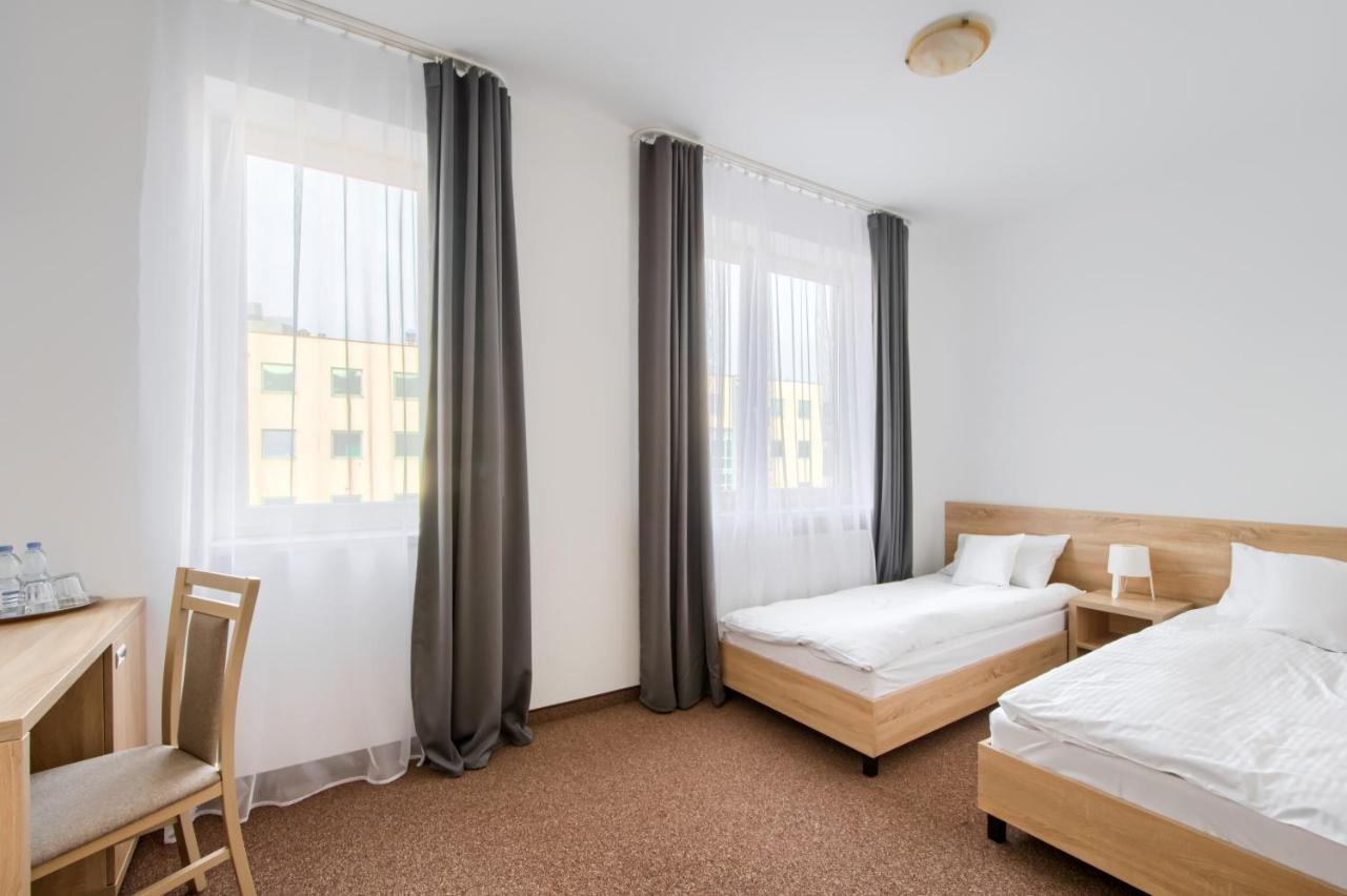 Patra Bed & Breakfast Varşova Dış mekan fotoğraf