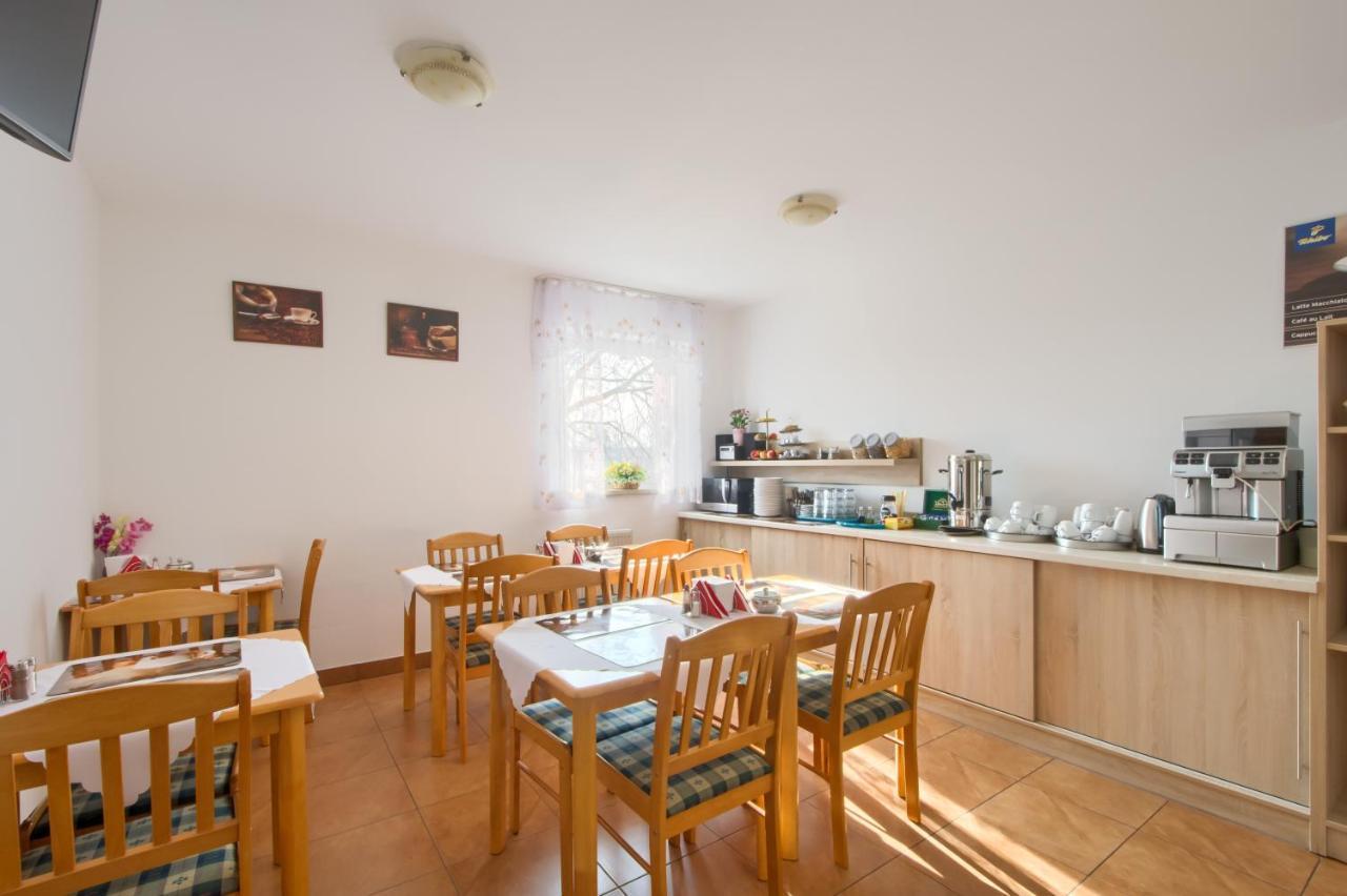 Patra Bed & Breakfast Varşova Dış mekan fotoğraf