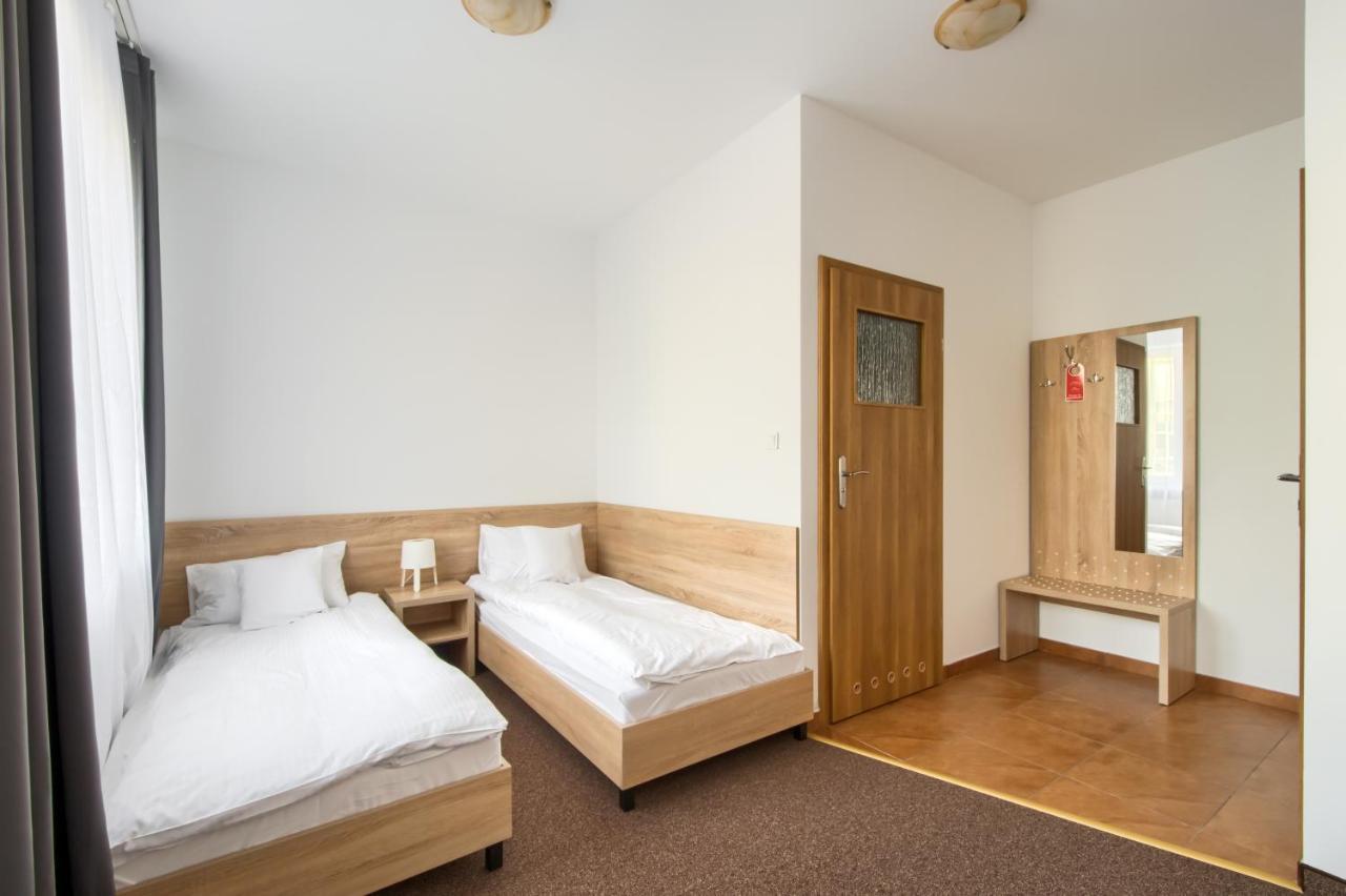 Patra Bed & Breakfast Varşova Dış mekan fotoğraf